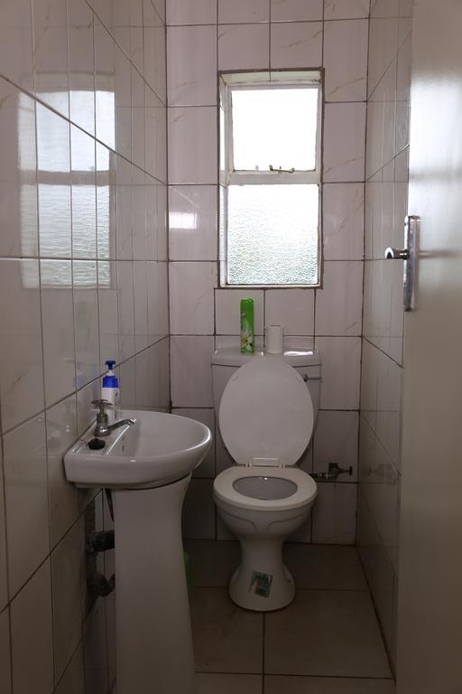 Apartament Summer Pines Lusaka Zewnętrze zdjęcie